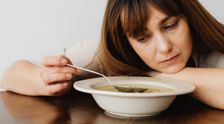 Falta de apetito pérdida de hambre pni clínica